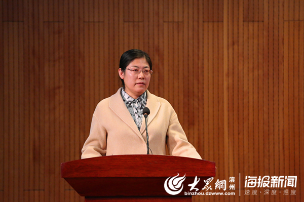 博兴县科学技术局党组书记,局长吴瑞芹在年底"亮成果"政务公开活动
